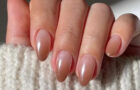 Uñas mocha mousse: la tendencia elegante que triunfa esta temporada - Nails Factory